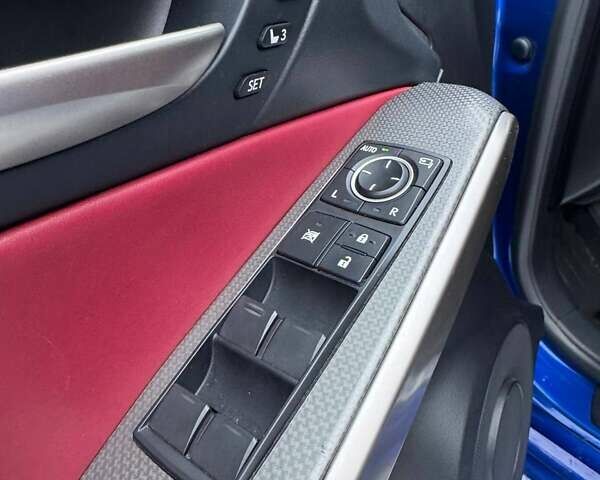 Синий Лексус ИС, объемом двигателя 2 л и пробегом 67 тыс. км за 23500 $, фото 16 на Automoto.ua
