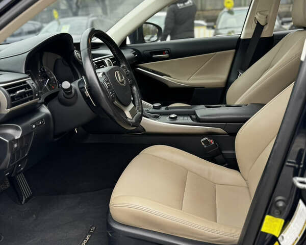 Синий Лексус ИС, объемом двигателя 2 л и пробегом 130 тыс. км за 18500 $, фото 12 на Automoto.ua