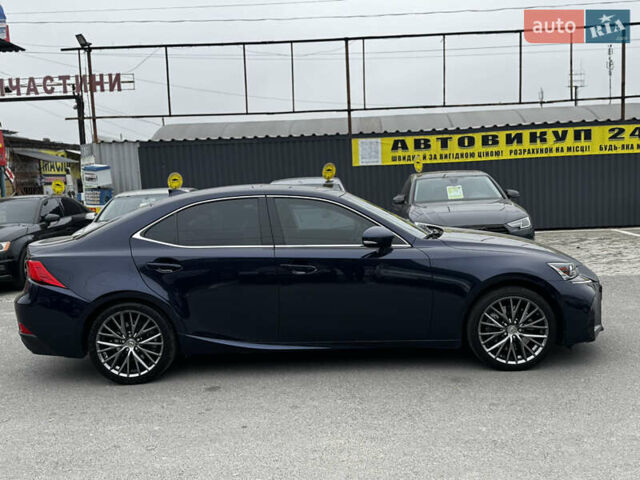 Синий Лексус ИС, объемом двигателя 2 л и пробегом 130 тыс. км за 18500 $, фото 2 на Automoto.ua