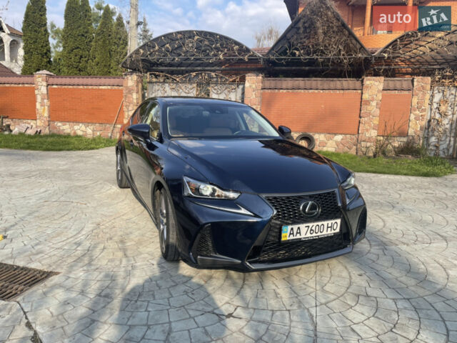Синий Лексус ИС, объемом двигателя 3.5 л и пробегом 105 тыс. км за 21900 $, фото 2 на Automoto.ua
