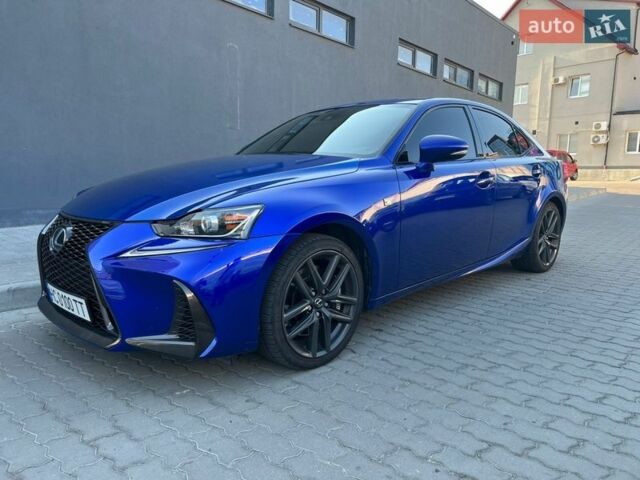 Синий Лексус ИС, объемом двигателя 2 л и пробегом 97 тыс. км за 23500 $, фото 2 на Automoto.ua