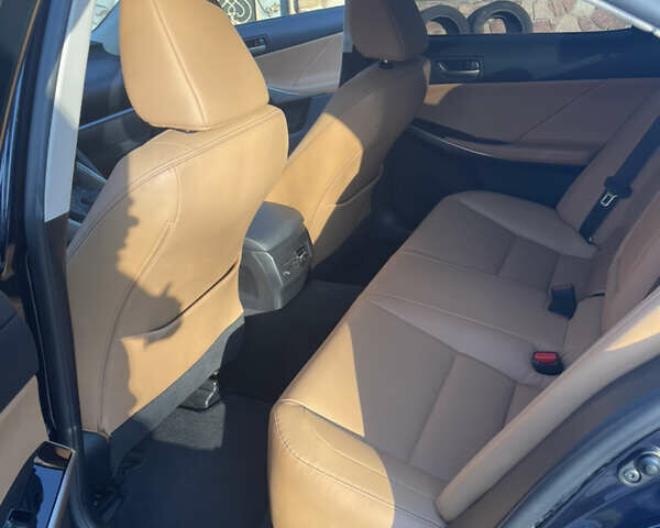 Синій Лексус ІС, об'ємом двигуна 3.5 л та пробігом 95 тис. км за 23000 $, фото 6 на Automoto.ua