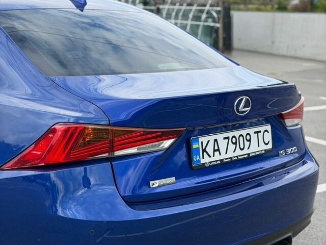 Синий Лексус ИС, объемом двигателя 2 л и пробегом 156 тыс. км за 20500 $, фото 7 на Automoto.ua