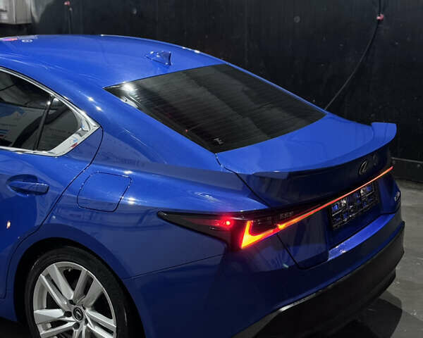 Синій Лексус ІС, об'ємом двигуна 2 л та пробігом 40 тис. км за 37500 $, фото 6 на Automoto.ua