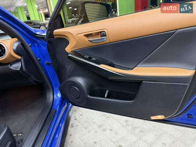 Синий Лексус ИС, объемом двигателя 2 л и пробегом 40 тыс. км за 32500 $, фото 13 на Automoto.ua