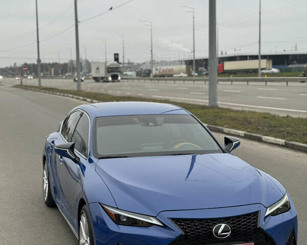 Синій Лексус ІС, об'ємом двигуна 2 л та пробігом 40 тис. км за 34500 $, фото 3 на Automoto.ua