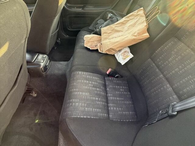 Зелений Лексус ІС, об'ємом двигуна 2 л та пробігом 250 тис. км за 4800 $, фото 13 на Automoto.ua