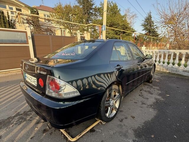 Зелений Лексус ІС, об'ємом двигуна 2 л та пробігом 250 тис. км за 4800 $, фото 4 на Automoto.ua