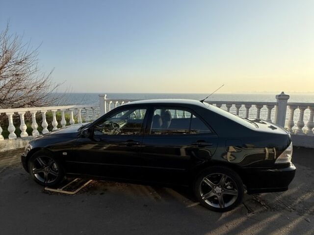 Зелений Лексус ІС, об'ємом двигуна 2 л та пробігом 250 тис. км за 4800 $, фото 3 на Automoto.ua