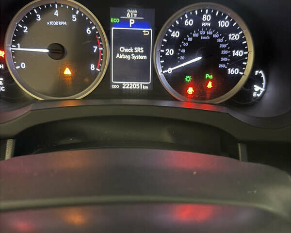 Оранжевый Лексус ИС, объемом двигателя 2.5 л и пробегом 220 тыс. км за 13500 $, фото 8 на Automoto.ua