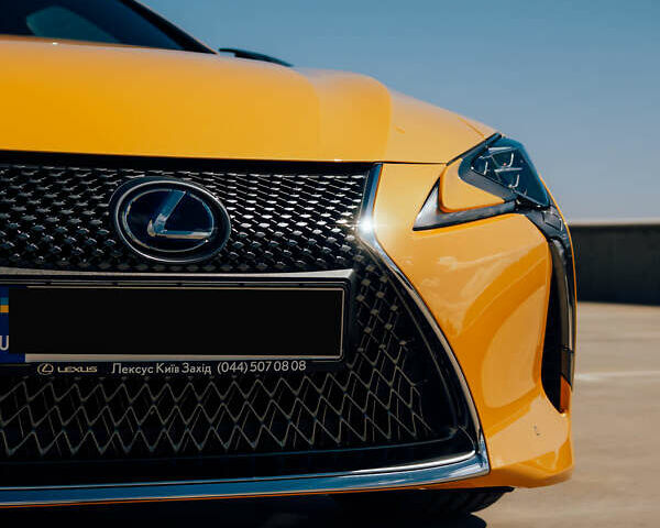 Желтый Лексус ЛС, объемом двигателя 3.46 л и пробегом 16 тыс. км за 94000 $, фото 9 на Automoto.ua