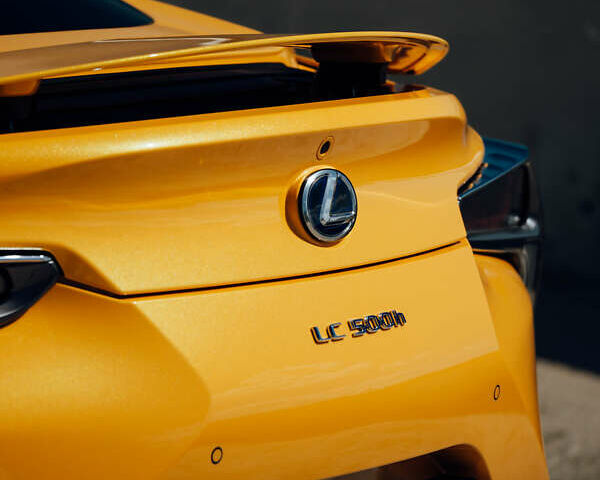 Желтый Лексус ЛС, объемом двигателя 3.46 л и пробегом 16 тыс. км за 94000 $, фото 15 на Automoto.ua