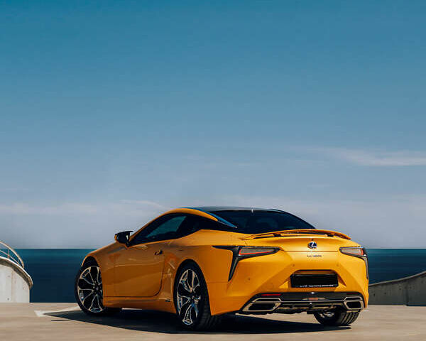 Желтый Лексус ЛС, объемом двигателя 3.46 л и пробегом 16 тыс. км за 94000 $, фото 10 на Automoto.ua