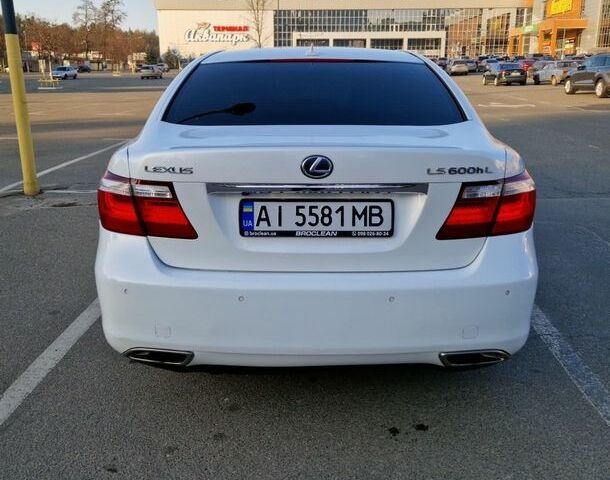 Белый Лексус ЛС, объемом двигателя 5 л и пробегом 190 тыс. км за 12250 $, фото 2 на Automoto.ua