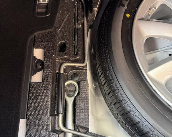 Білий Лексус ЛС, об'ємом двигуна 4.61 л та пробігом 118 тис. км за 15999 $, фото 53 на Automoto.ua