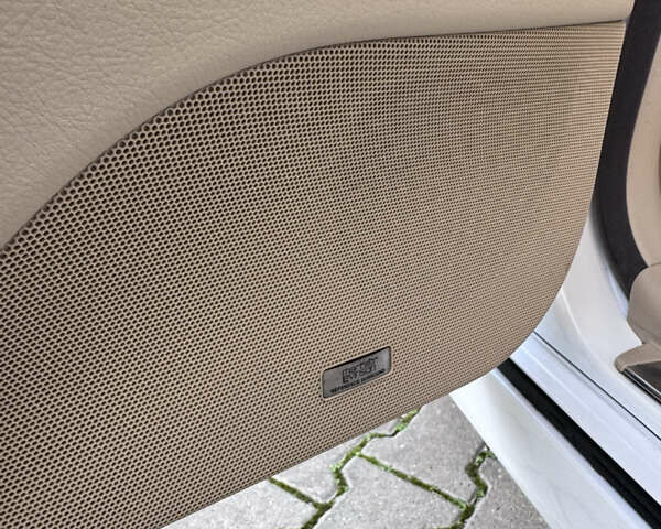 Білий Лексус ЛС, об'ємом двигуна 4.61 л та пробігом 118 тис. км за 15999 $, фото 46 на Automoto.ua