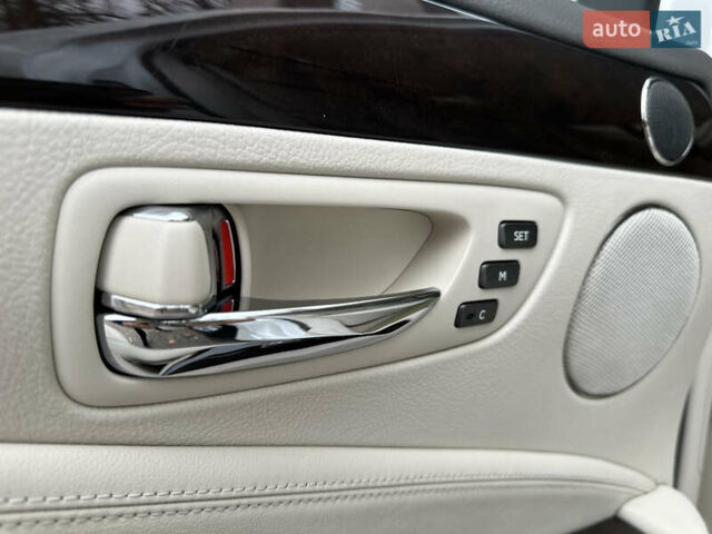 Белый Лексус ЛС, объемом двигателя 4.61 л и пробегом 167 тыс. км за 9999 $, фото 16 на Automoto.ua