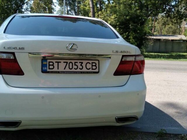 Белый Лексус ЛС, объемом двигателя 4.61 л и пробегом 115 тыс. км за 13500 $, фото 7 на Automoto.ua