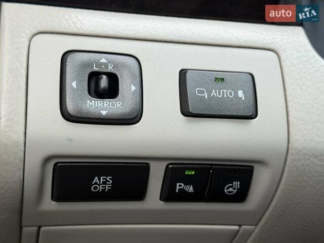 Білий Лексус ЛС, об'ємом двигуна 4.61 л та пробігом 160 тис. км за 11300 $, фото 23 на Automoto.ua