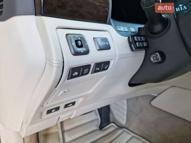 Білий Лексус ЛС, об'ємом двигуна 5 л та пробігом 190 тис. км за 10800 $, фото 14 на Automoto.ua
