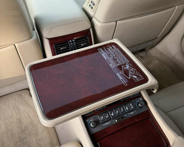 Білий Лексус ЛС, об'ємом двигуна 4.61 л та пробігом 118 тис. км за 15999 $, фото 26 на Automoto.ua