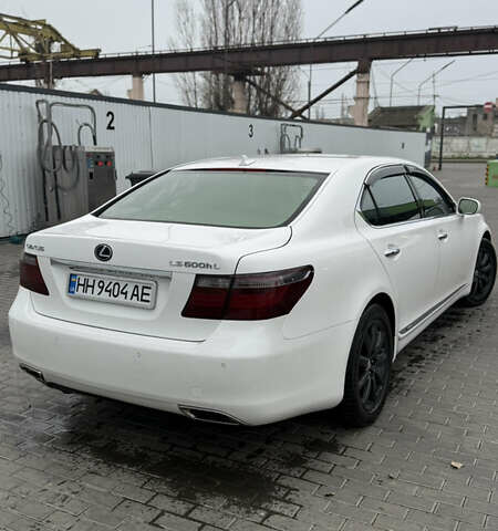 Білий Лексус ЛС, об'ємом двигуна 4.97 л та пробігом 320 тис. км за 12500 $, фото 2 на Automoto.ua