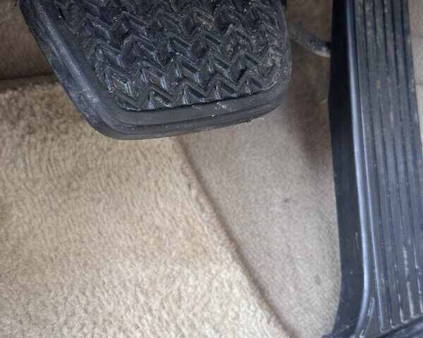 Білий Лексус ЛС, об'ємом двигуна 4.61 л та пробігом 118 тис. км за 15999 $, фото 43 на Automoto.ua