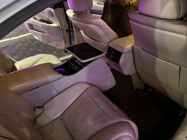 Білий Лексус ЛС, об'ємом двигуна 5 л та пробігом 330 тис. км за 11400 $, фото 18 на Automoto.ua