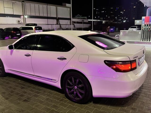 Білий Лексус ЛС, об'ємом двигуна 5 л та пробігом 330 тис. км за 11400 $, фото 7 на Automoto.ua