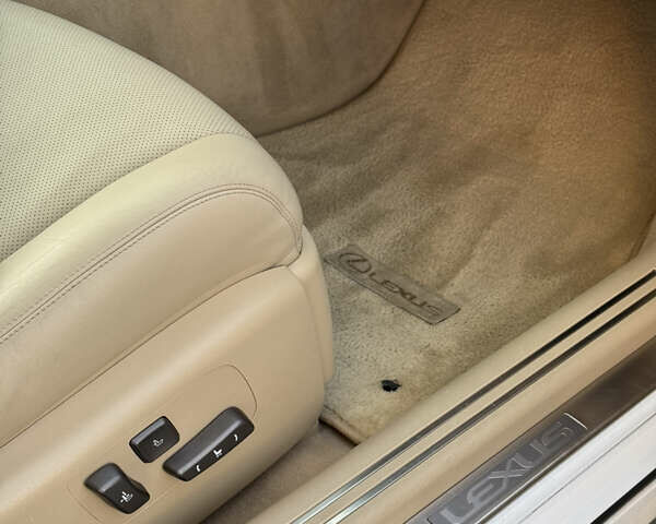 Білий Лексус ЛС, об'ємом двигуна 4.61 л та пробігом 118 тис. км за 15999 $, фото 18 на Automoto.ua