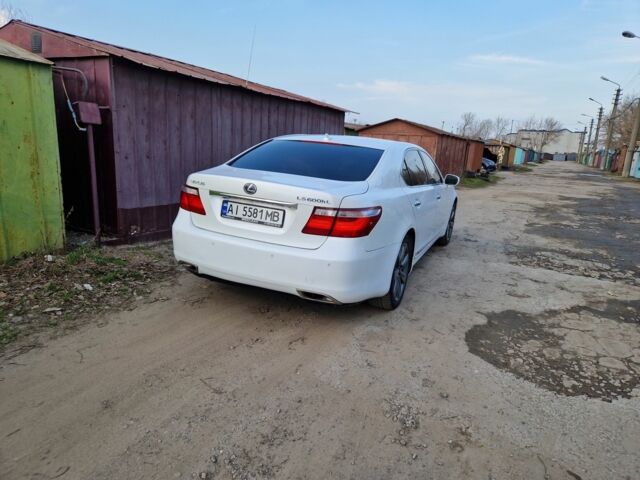 Белый Лексус ЛС, объемом двигателя 5 л и пробегом 190 тыс. км за 11800 $, фото 3 на Automoto.ua