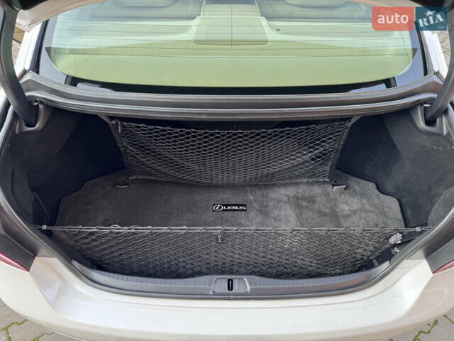 Білий Лексус ЛС, об'ємом двигуна 4.61 л та пробігом 118 тис. км за 15999 $, фото 58 на Automoto.ua