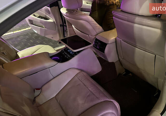 Білий Лексус ЛС, об'ємом двигуна 4.97 л та пробігом 320 тис. км за 12500 $, фото 13 на Automoto.ua