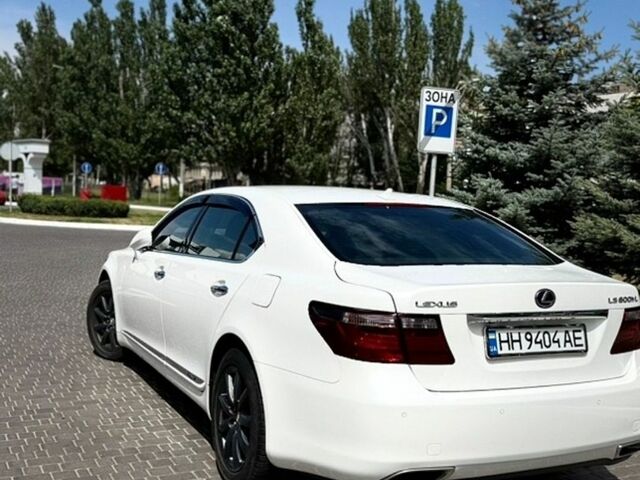 Білий Лексус ЛС, об'ємом двигуна 5 л та пробігом 333 тис. км за 9500 $, фото 5 на Automoto.ua