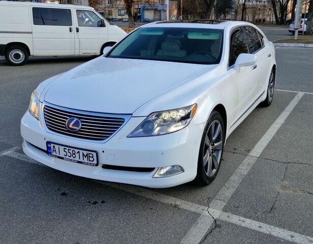Белый Лексус ЛС, объемом двигателя 5 л и пробегом 190 тыс. км за 12250 $, фото 7 на Automoto.ua