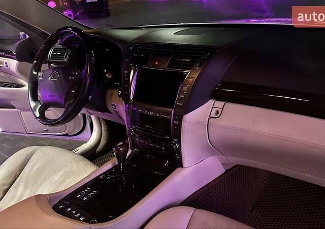 Білий Лексус ЛС, об'ємом двигуна 5 л та пробігом 330 тис. км за 11400 $, фото 19 на Automoto.ua