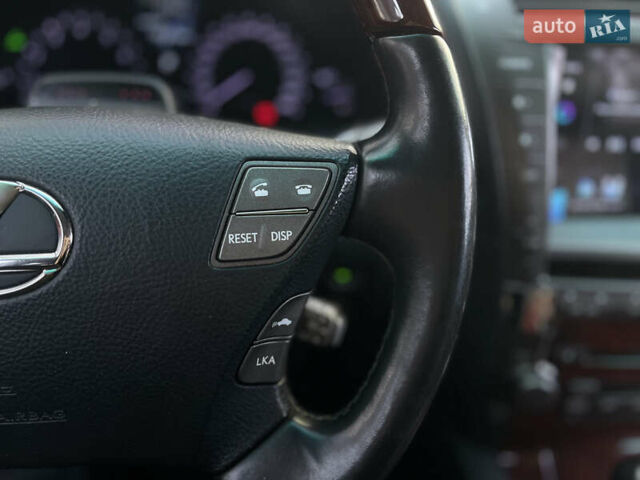Білий Лексус ЛС, об'ємом двигуна 4.6 л та пробігом 183 тис. км за 10800 $, фото 15 на Automoto.ua