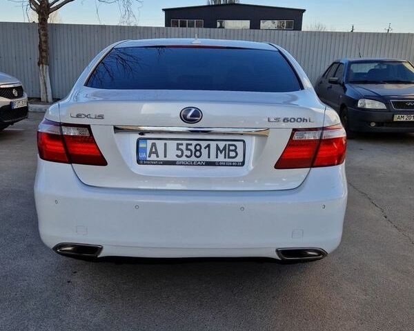 Білий Лексус ЛС, об'ємом двигуна 5 л та пробігом 190 тис. км за 10800 $, фото 6 на Automoto.ua