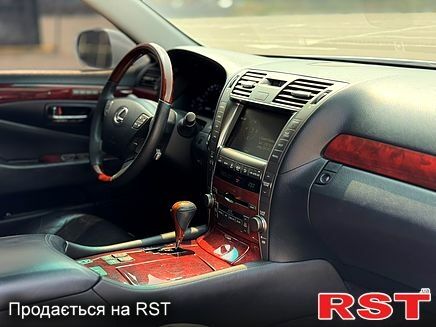 Білий Лексус ЛС, об'ємом двигуна 4.6 л та пробігом 240 тис. км за 12900 $, фото 4 на Automoto.ua