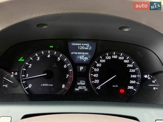 Білий Лексус ЛС, об'ємом двигуна 4.66 л та пробігом 45 тис. км за 24900 $, фото 33 на Automoto.ua
