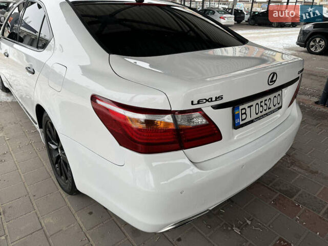 Білий Лексус ЛС, об'ємом двигуна 4.61 л та пробігом 286 тис. км за 12999 $, фото 3 на Automoto.ua