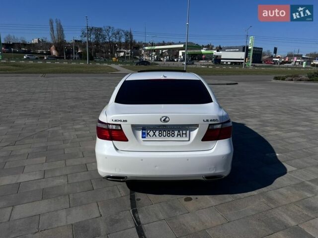 Белый Лексус ЛС, объемом двигателя 4.61 л и пробегом 226 тыс. км за 11500 $, фото 9 на Automoto.ua