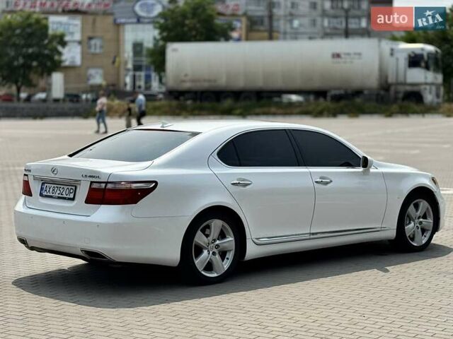 Белый Лексус ЛС, объемом двигателя 4.6 л и пробегом 240 тыс. км за 12900 $, фото 18 на Automoto.ua