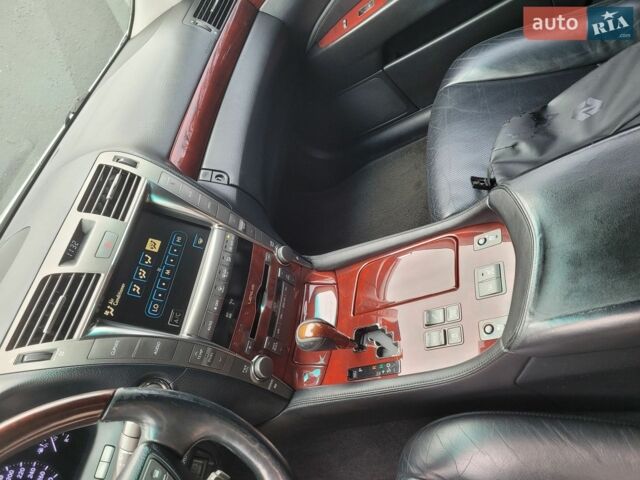 Белый Лексус ЛС, объемом двигателя 4.61 л и пробегом 250 тыс. км за 19900 $, фото 10 на Automoto.ua
