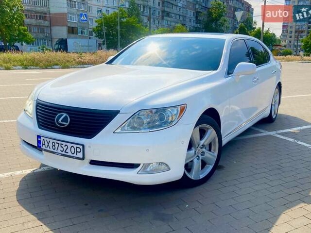 Білий Лексус ЛС, об'ємом двигуна 4.6 л та пробігом 240 тис. км за 11900 $, фото 4 на Automoto.ua