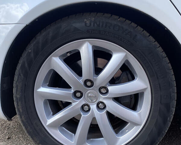 Білий Лексус ЛС, об'ємом двигуна 4.6 л та пробігом 140 тис. км за 14500 $, фото 15 на Automoto.ua