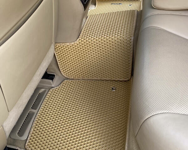 Білий Лексус ЛС, об'ємом двигуна 4.6 л та пробігом 140 тис. км за 14500 $, фото 18 на Automoto.ua