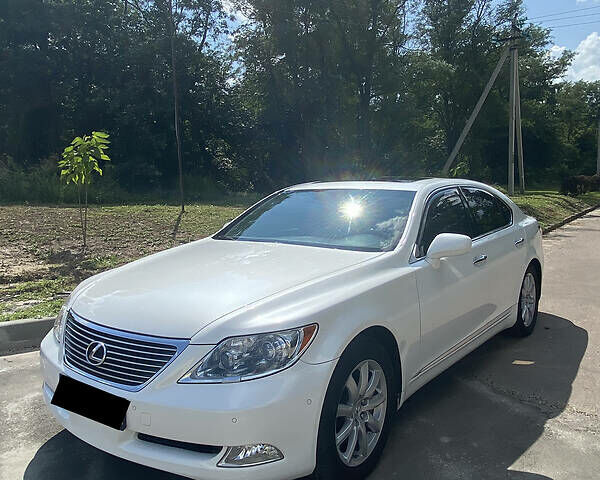 Білий Лексус ЛС, об'ємом двигуна 4.6 л та пробігом 140 тис. км за 14500 $, фото 2 на Automoto.ua