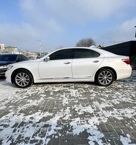 Белый Лексус ЛС, объемом двигателя 4.6 л и пробегом 71 тыс. км за 20600 $, фото 3 на Automoto.ua