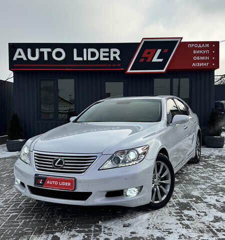 Белый Лексус ЛС, объемом двигателя 4.6 л и пробегом 71 тыс. км за 20600 $, фото 1 на Automoto.ua